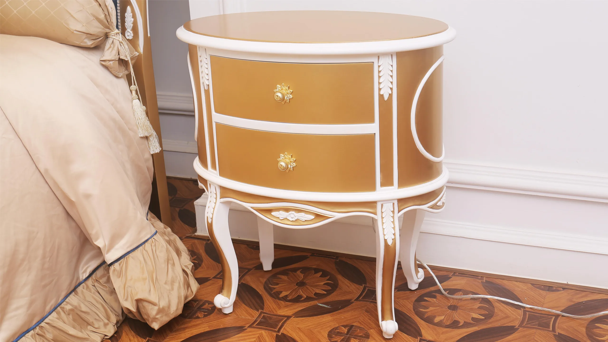 Luxury bedroom furniture set - BFP Furniture