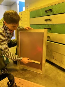 The Process Flow of Screen Printing - Golden Brand