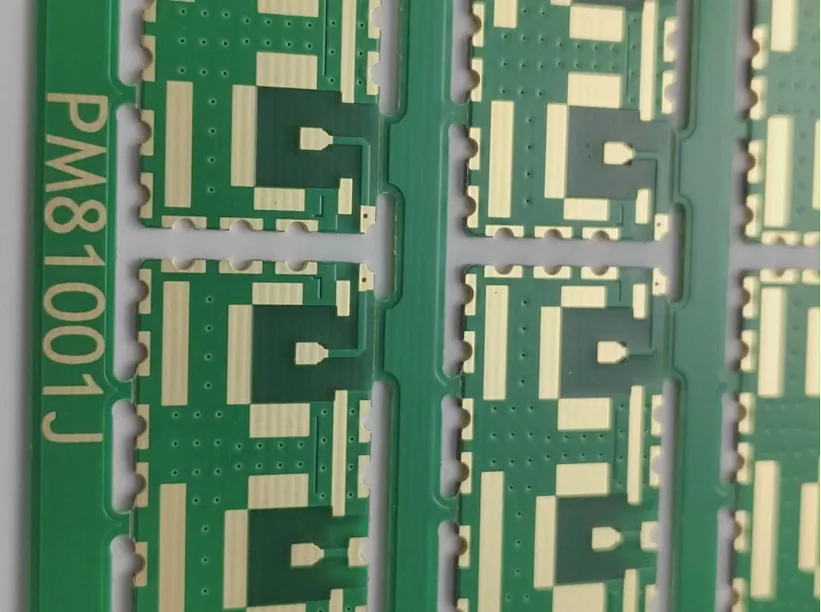 Features and applications of radio frequency printing circuit board（pcb）