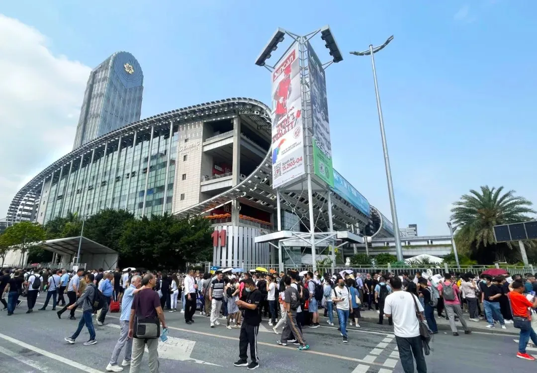 Focus on The 133rd Canton Fair | The largest Canton Fair, Owire booth attracts overseas buyers to stop by!