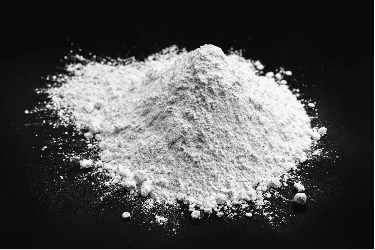 white powder 1