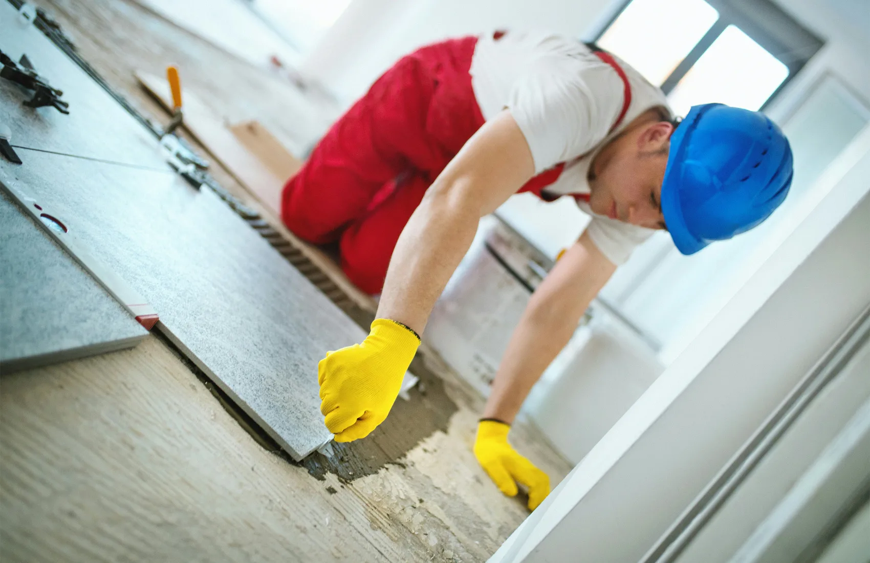 HPMC applications in tile adhesive and plaster